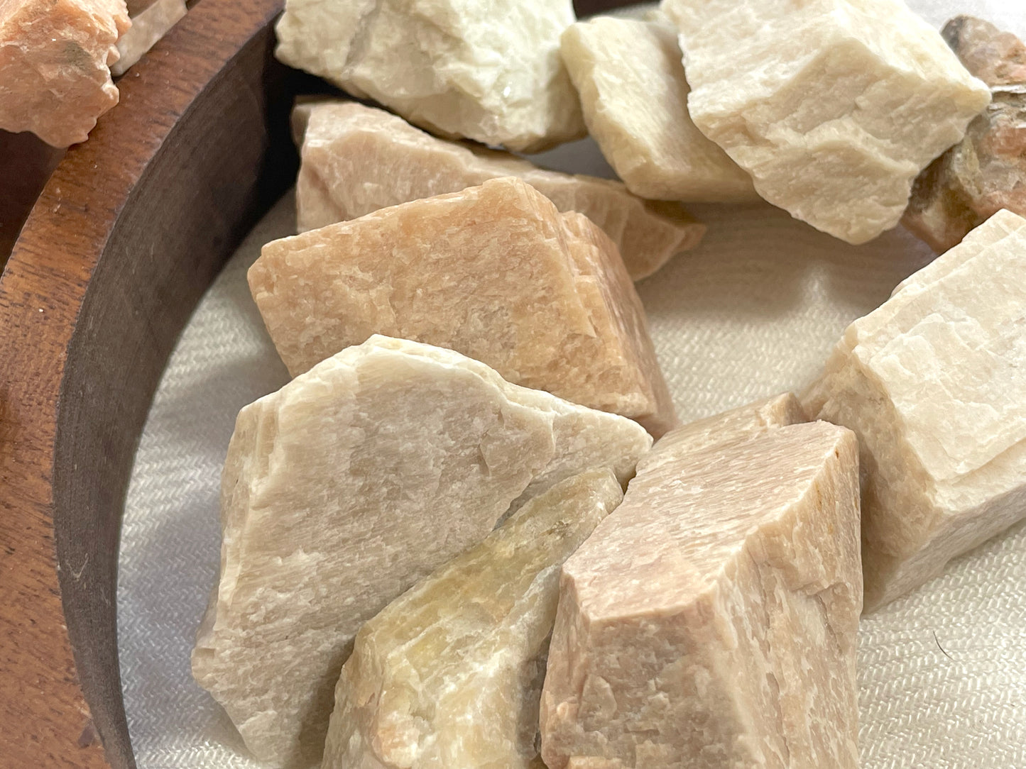 Cream-White Moonstone, Microcline