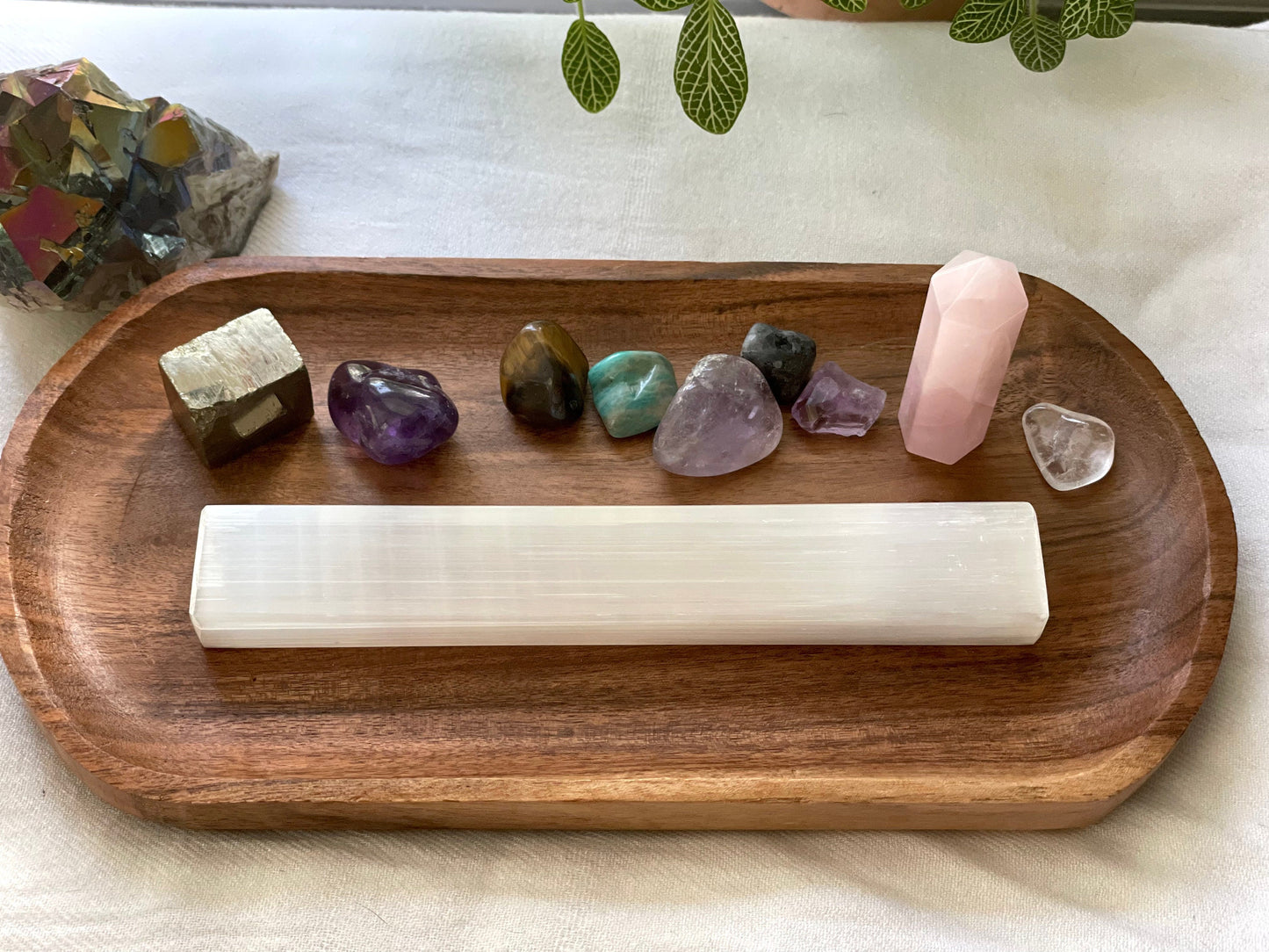 Selenite charger station 8-inch long