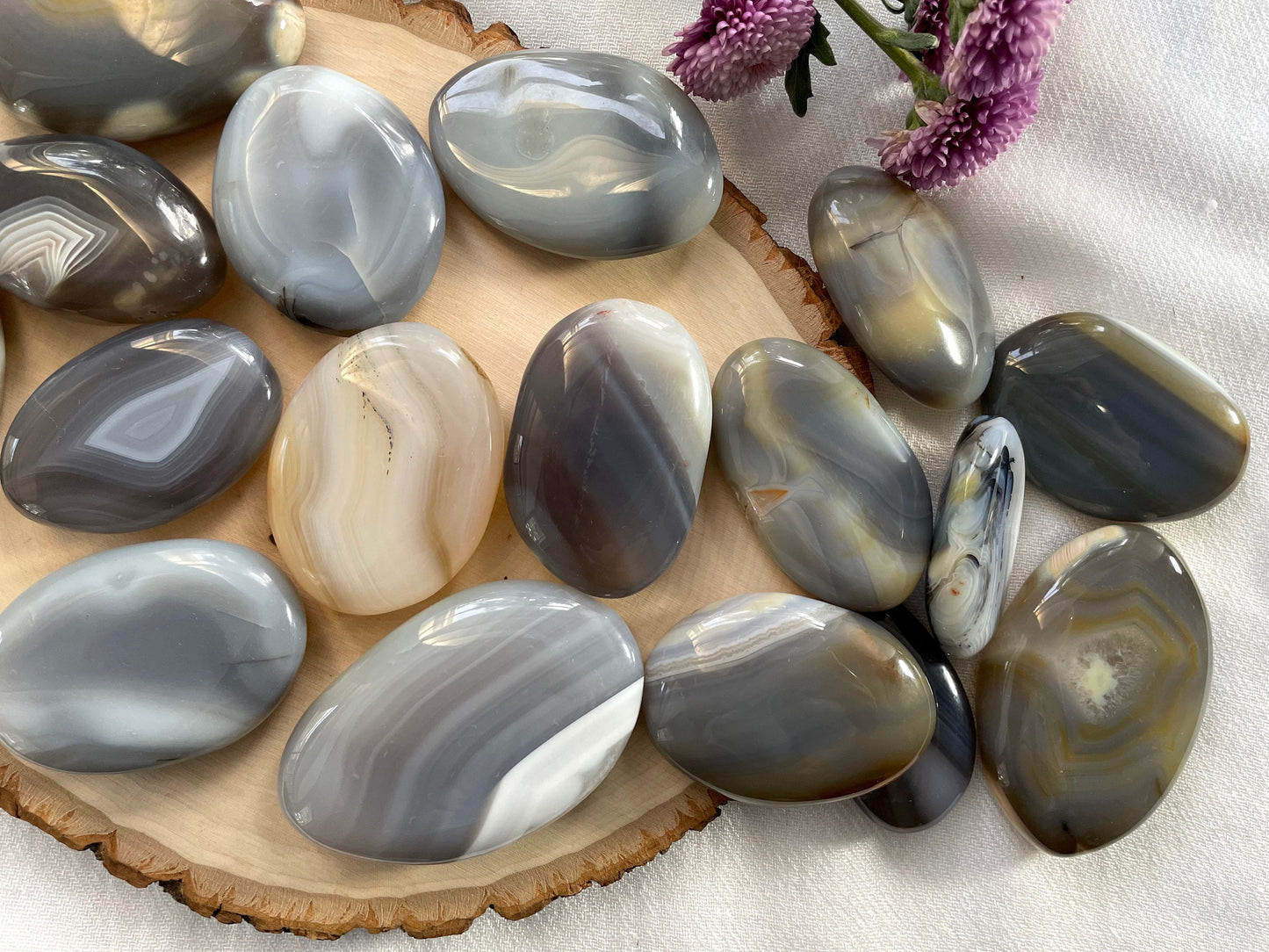 Banded Agate Palm Stone