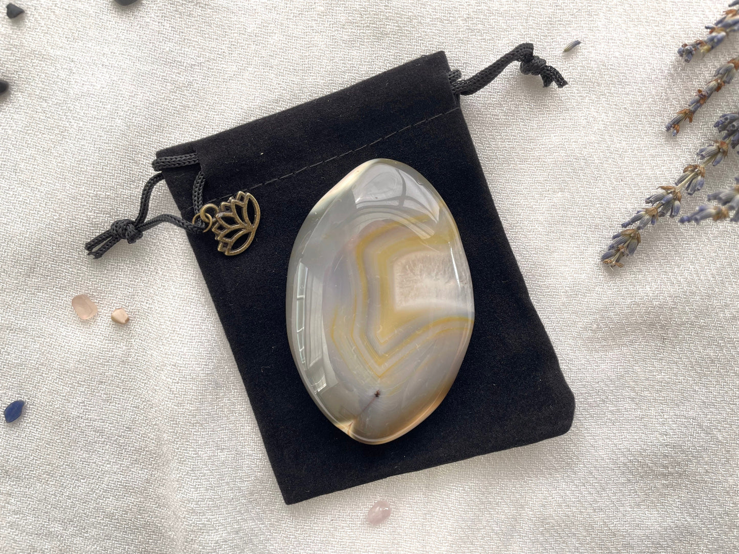 Banded Agate Palm Stone