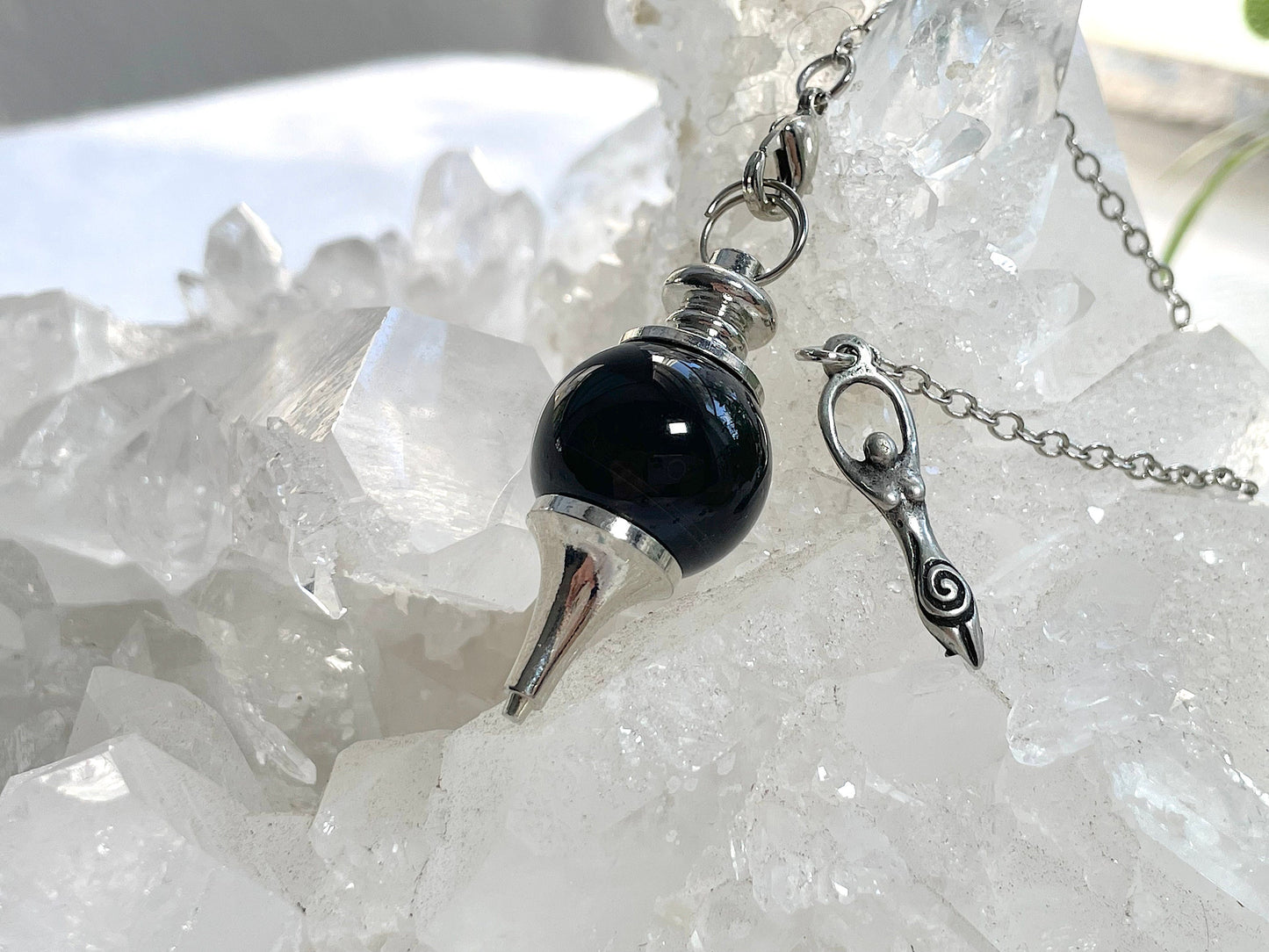 Goddess Pendulum in Black Onyx