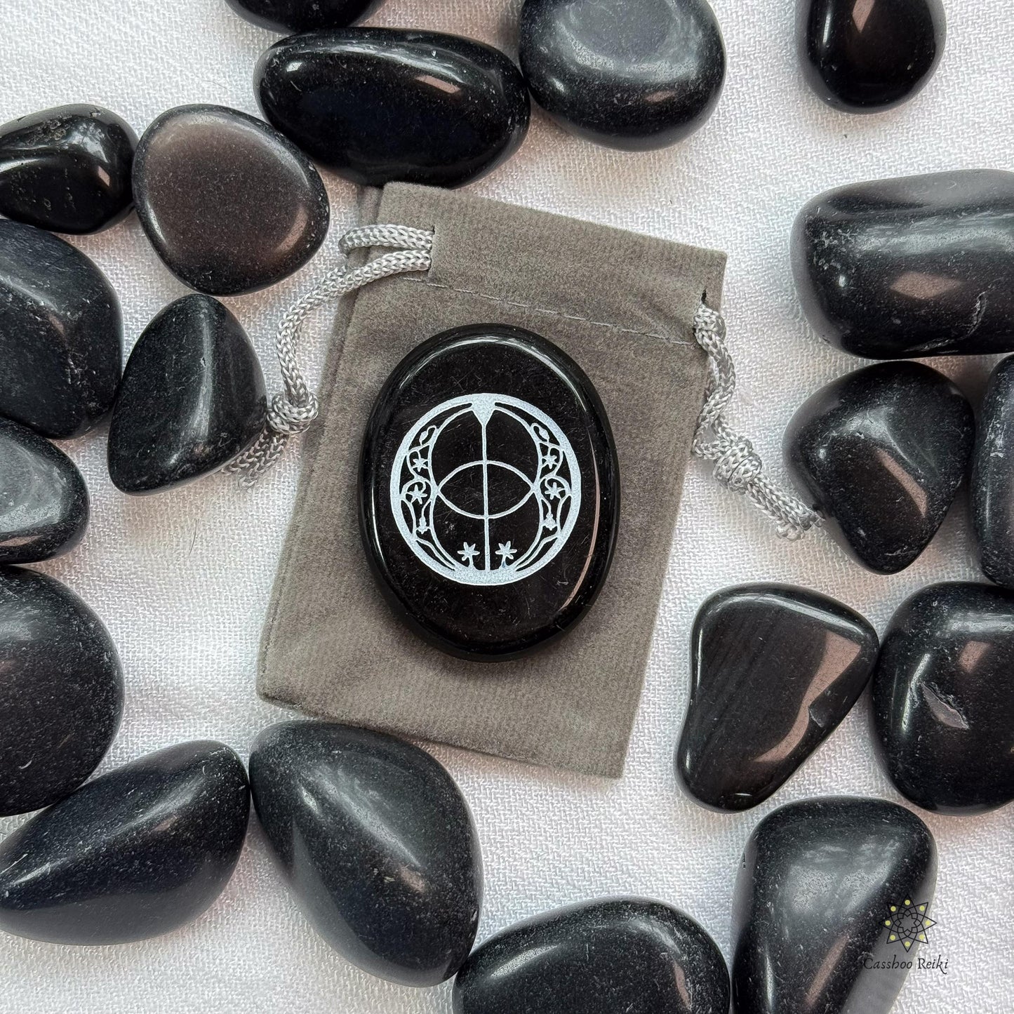 Chalice Well Palm Stones in Chevron Amethyst or Black Obsidian | Vesica Piscis Engraved Palm Stone | Natural Crystal Pocket Stone