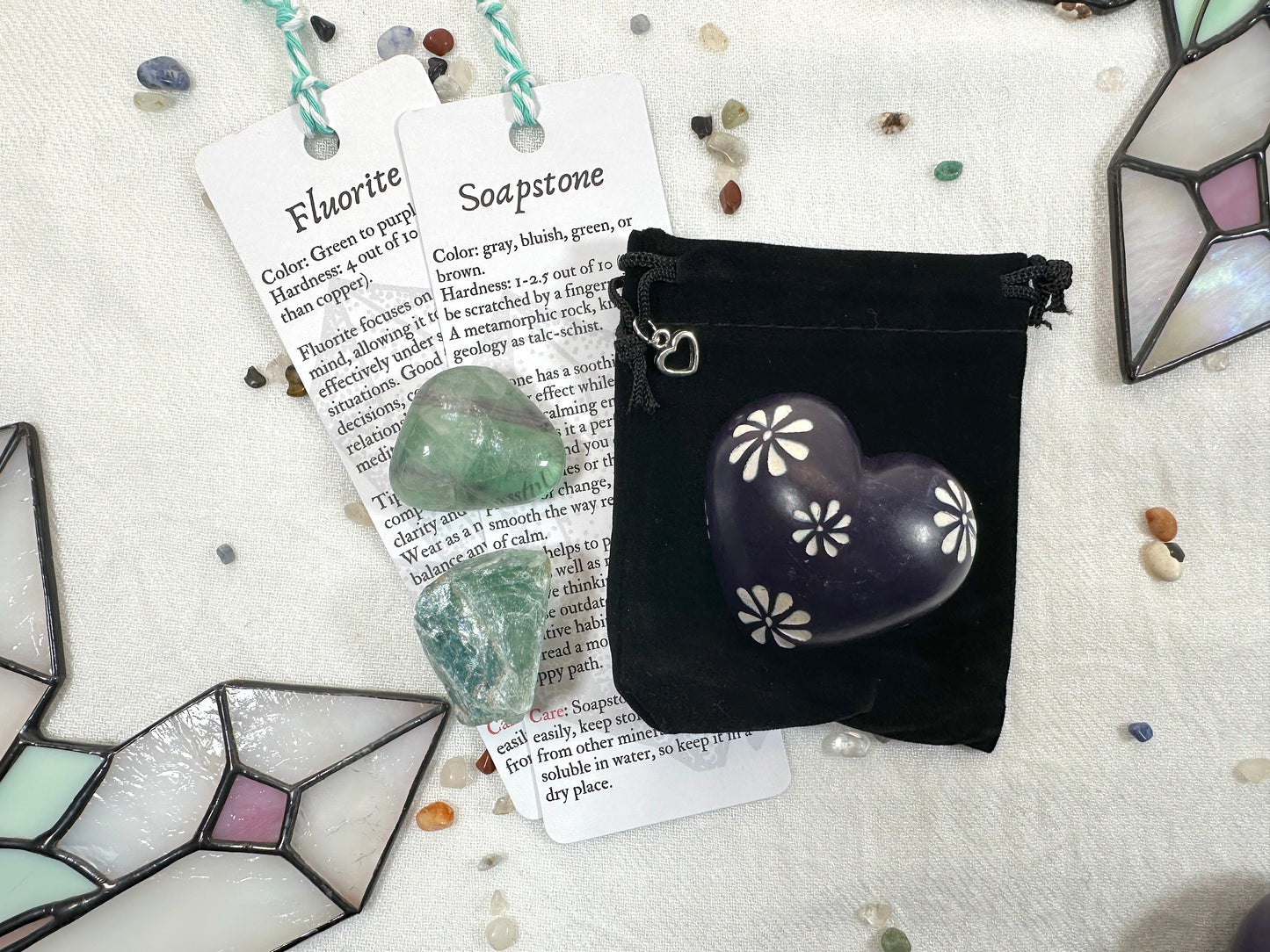 LOVE CELEBRATIONS. Friendship. 2-piece set of Fluorite and soapstone heart