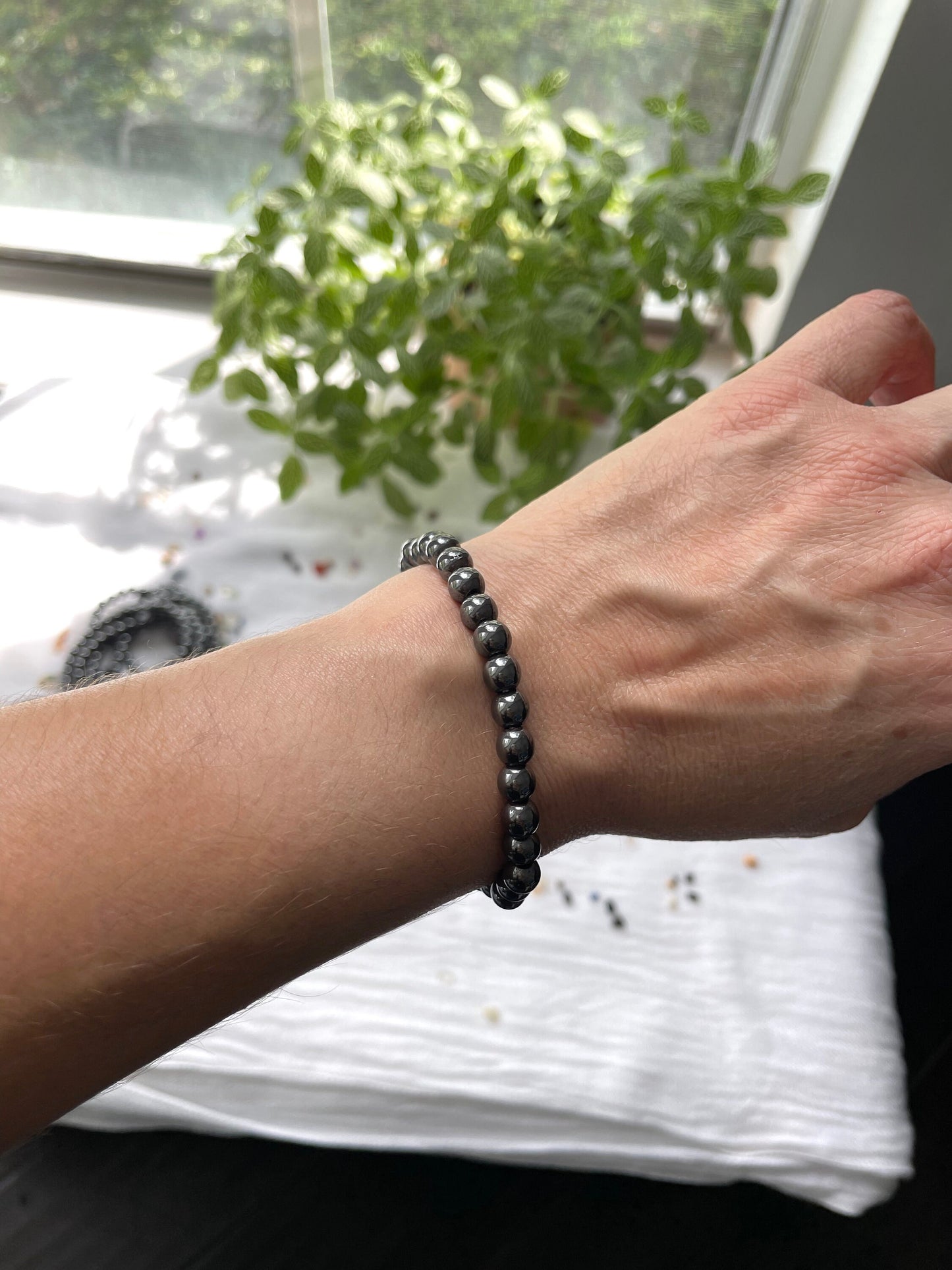 6mm Hematite bead bracelet. Unisex