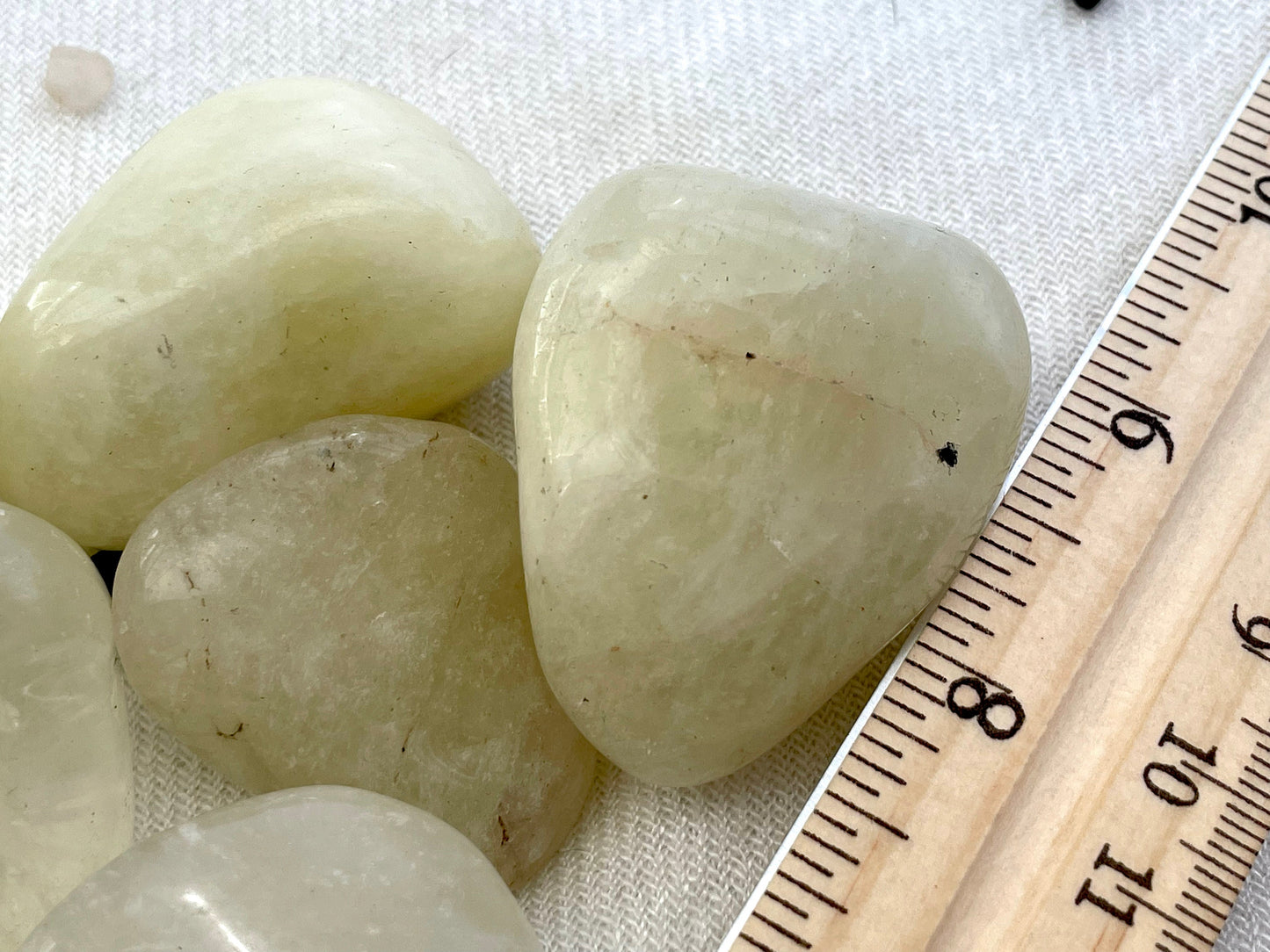 Sulphur Quartz, tumbled