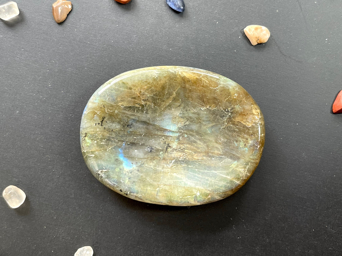 Labradorite Worry | Thumb Stone