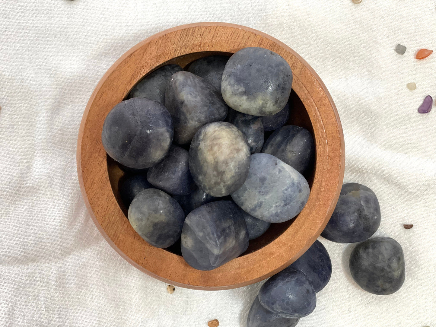 Iolite, tumbled