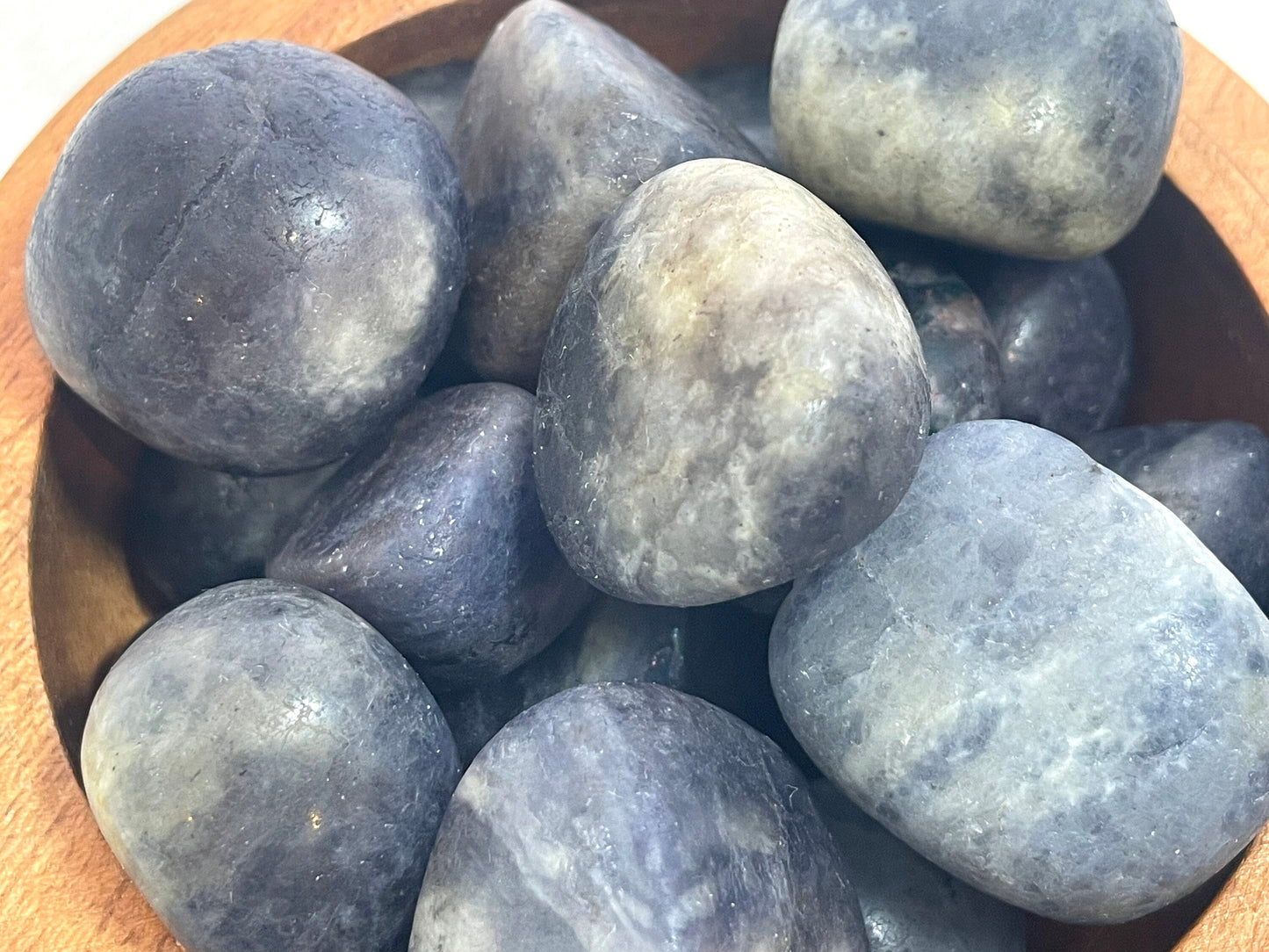 Iolite, tumbled