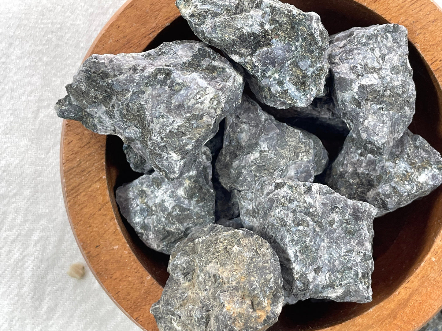 Indigo Gabbro, Rough