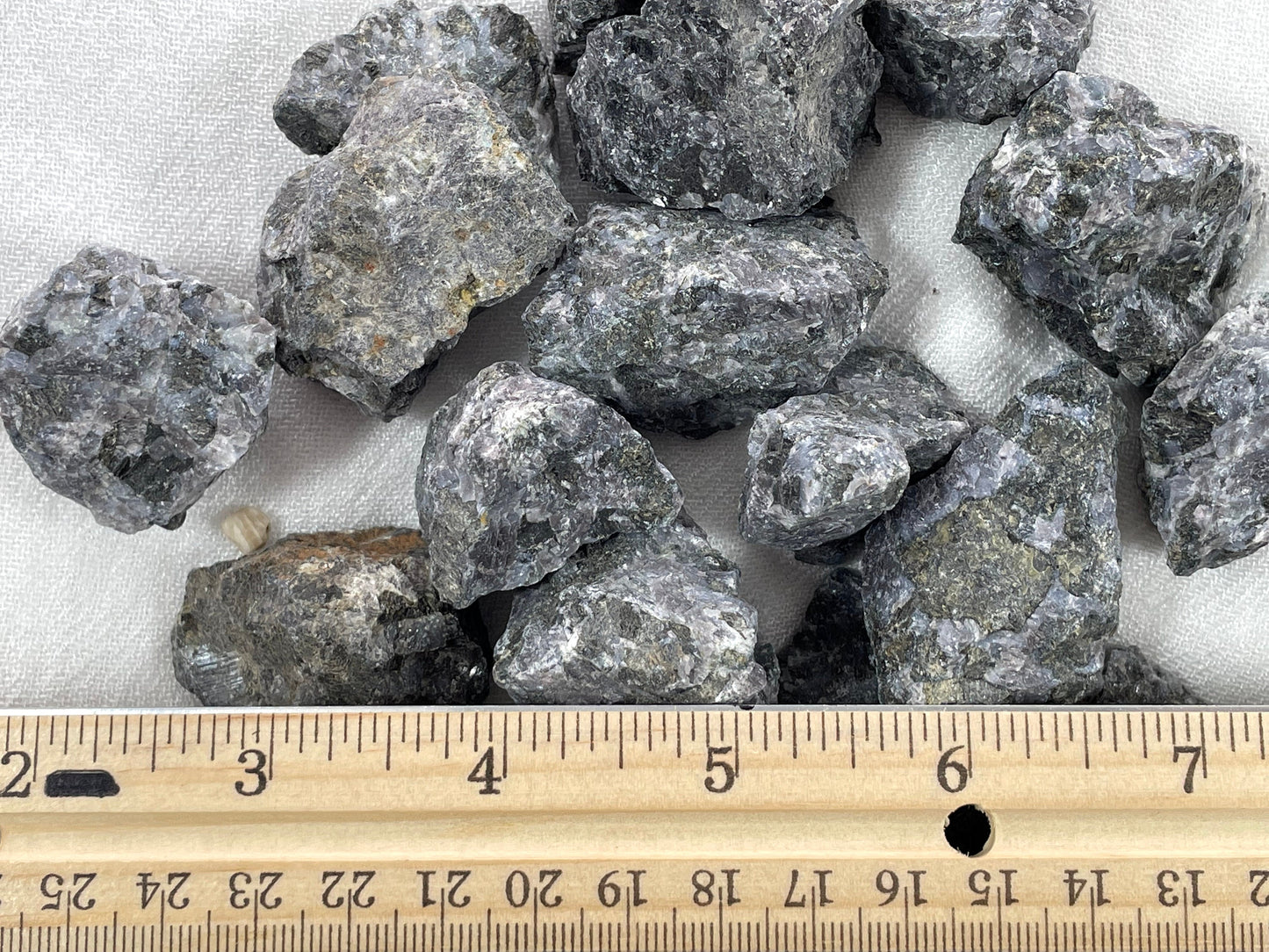 Indigo Gabbro, Rough