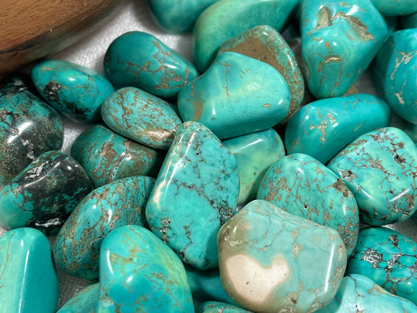 Tumbled Turquoise Howlite