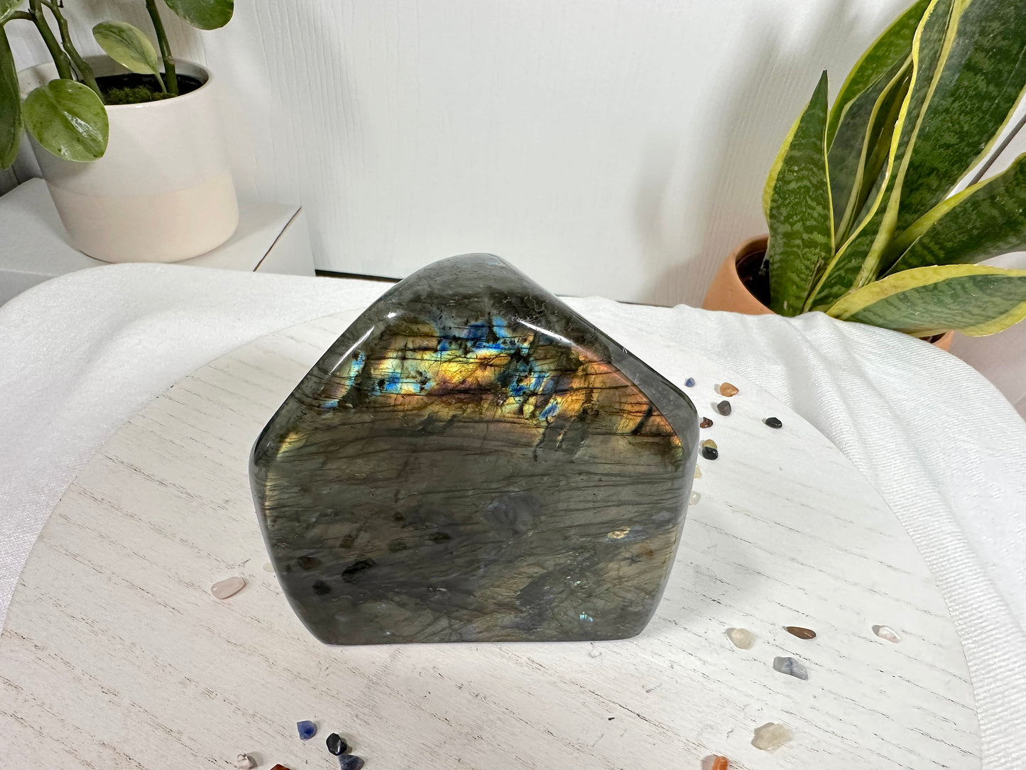 Labradorite Free Form, 1.2 Kg